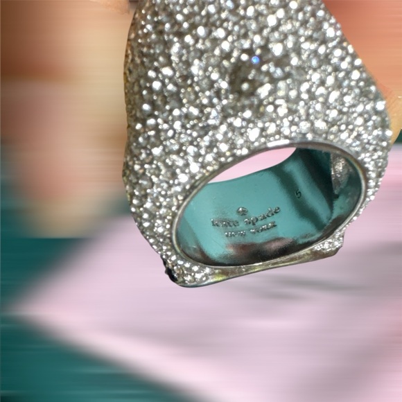 Kate Spade ♠️ Arctic Friends Polar Bear Pave Ring - Picture 3 of 5